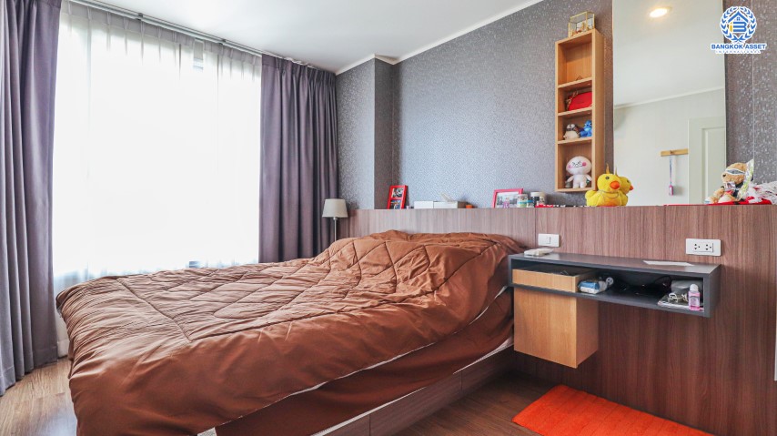 คอนโดมิเนียมมือสองย่านนนทบุรี โครงการยูดีไลท์ รัตนาธิเบศร์ เนื้อที่กว้างถึงเกือบ 31 ตร.ม. ฟังก์ชัน 1 ห้องนอน 1 ห้องน้ำ  ที่จอดรถ แถมฟรี! 1 เครื่องปรับอากาศ บนทำเลดีที่สุด ใกล้เซ็นทรัล รัตนาธิเบศร์, รถไฟฟ้าสายสีม่วง "สถานีศูนย์ราชการนนทบุรี" และทางด่วน "งามวงศ์วาน"...